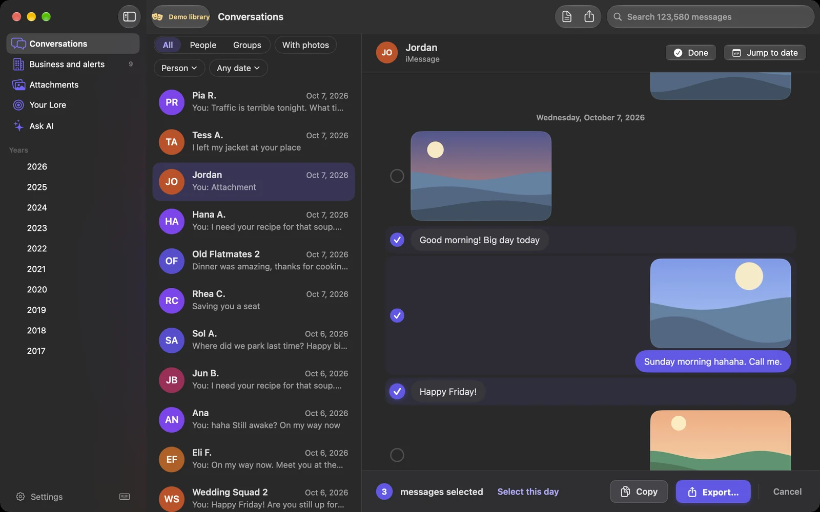 Selecting 3 messages in a conversation, with Copy and Export at the bottom. Dark appearance.